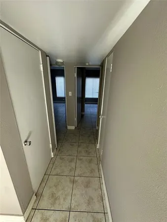 $1,250 | 1830 Maravilla Avenue, Unit 309, Fort Myers, FL 33901