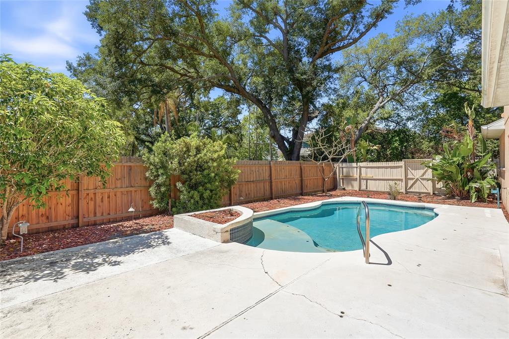 1934 Old Sawmill Road Brandon, FL 33510 - Photo 37 of 40 a view of outdoor space and swimming pool