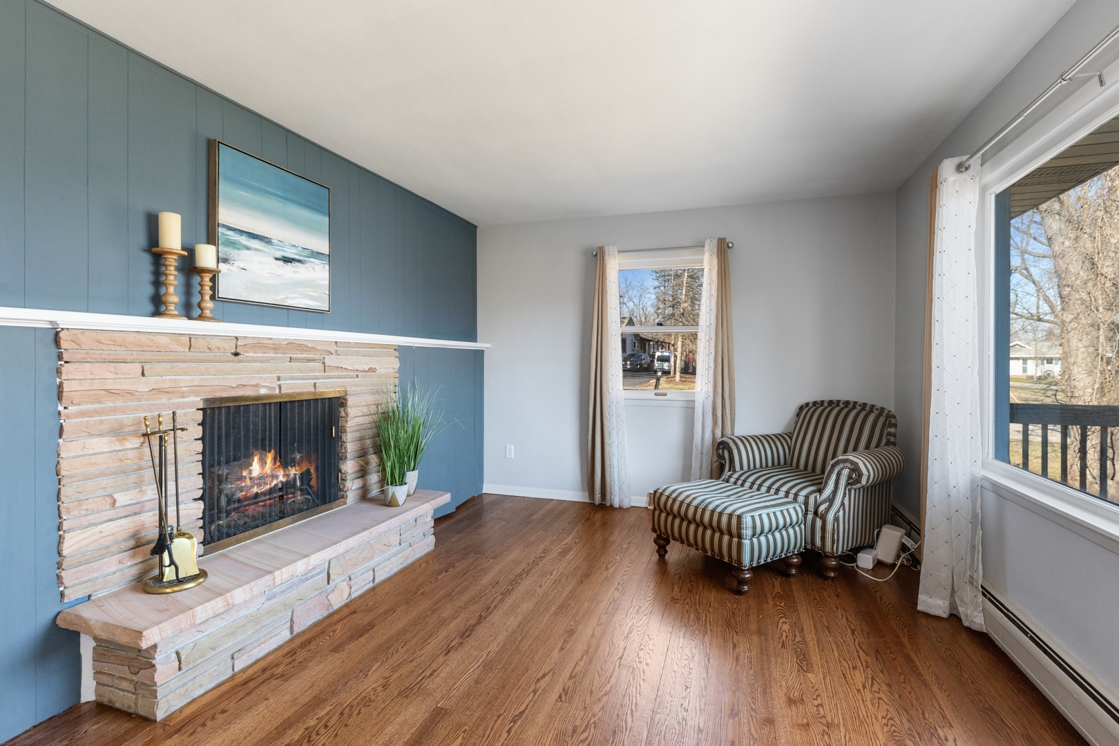 26075 Riverview Drive Antioch, IL 60002 - Photo 8 of 41 a living room with furniture and a fireplace