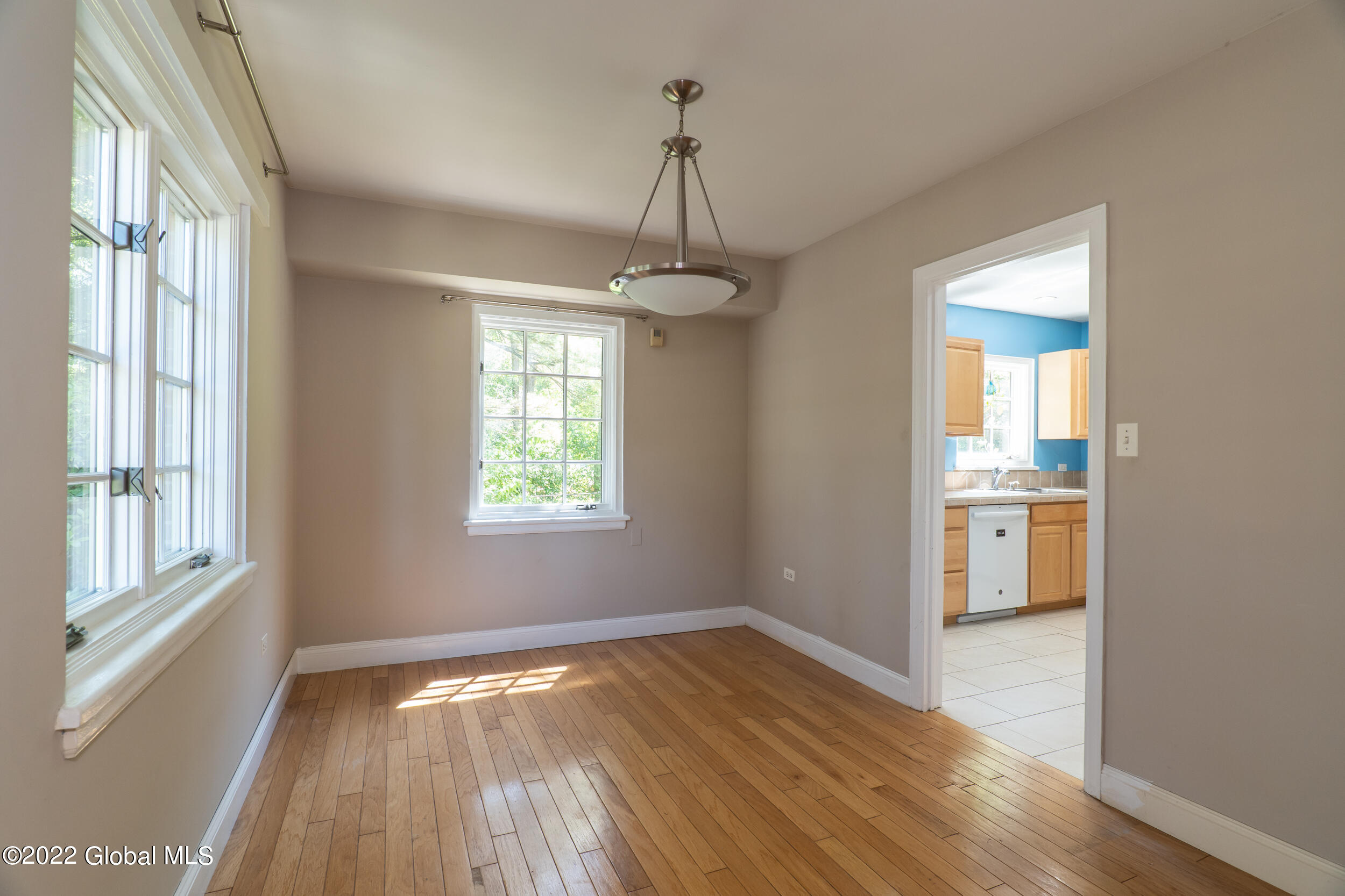 917 Randall Road Niskayuna, NY 12309 - Photo 6 of 37 917RandallRd-8