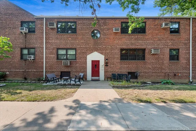 a picture of a wall with a white wall and a painting