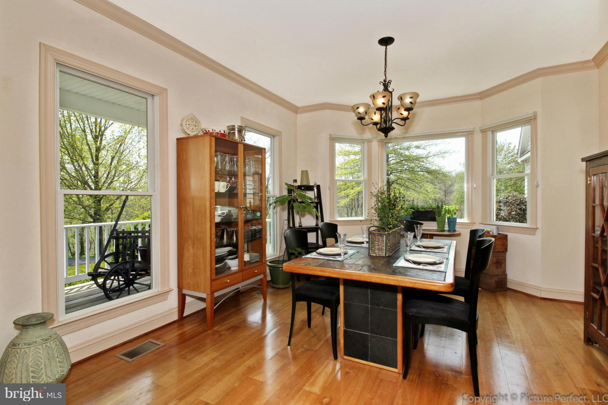 2130 Gapland Road Jefferson, MD 21755 - Photo 14 of 29 Dining Room