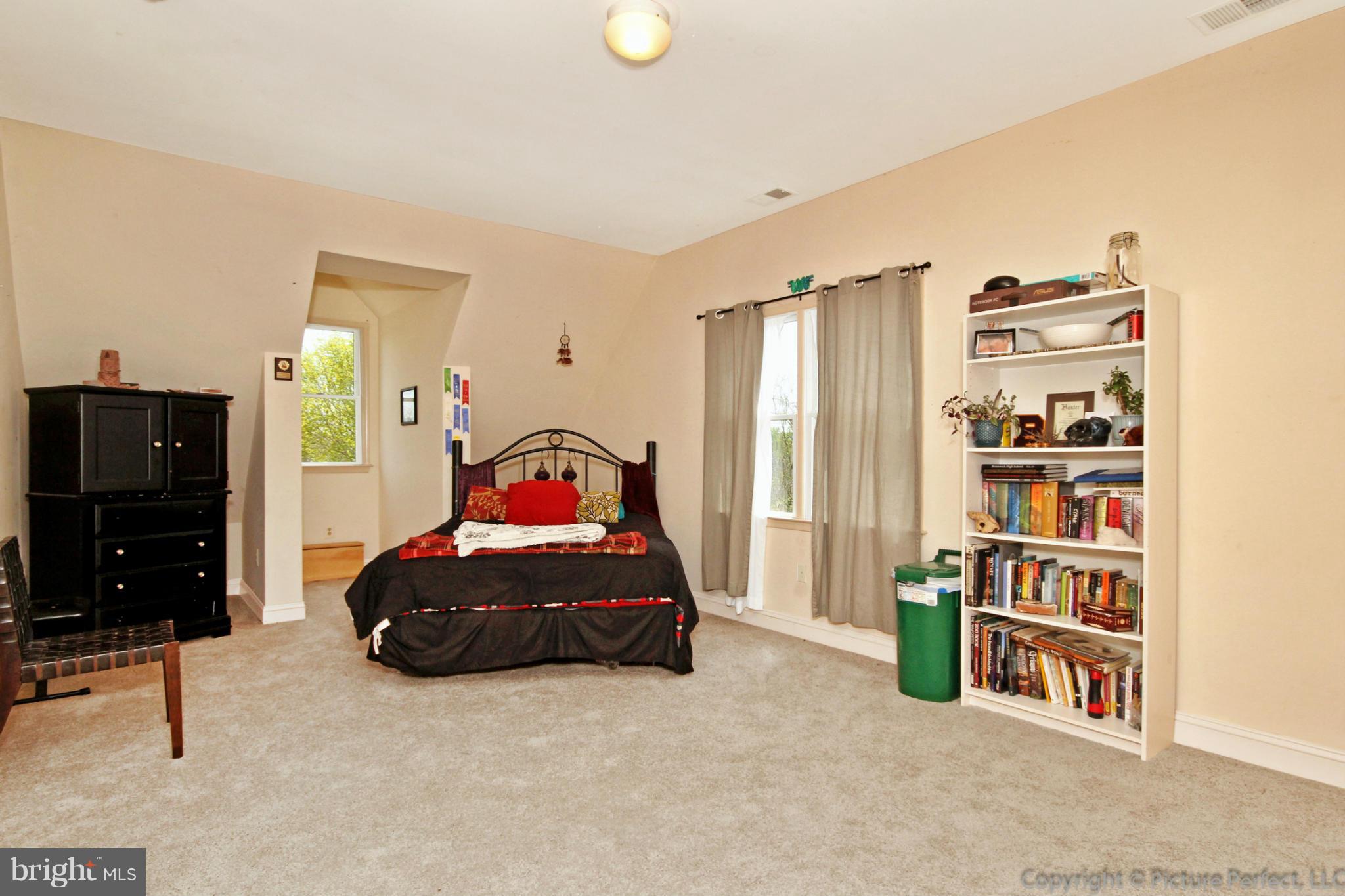 2130 Gapland Road Jefferson, MD 21755 - Photo 19 of 29 Bedroom