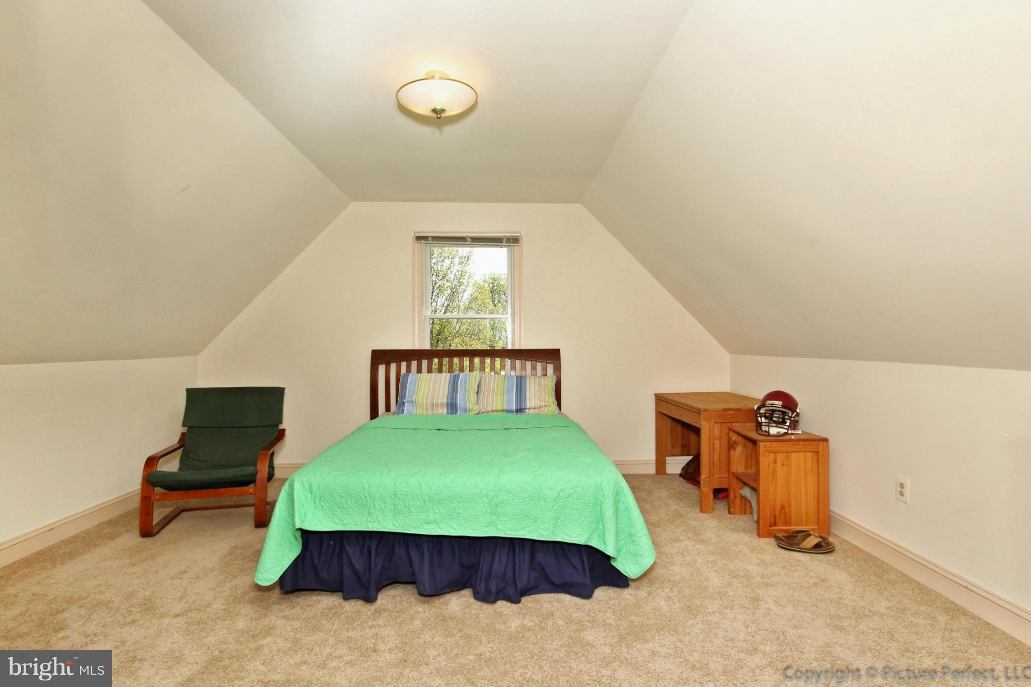 2130 Gapland Road Jefferson, MD 21755 - Photo 20 of 29 Bedroom