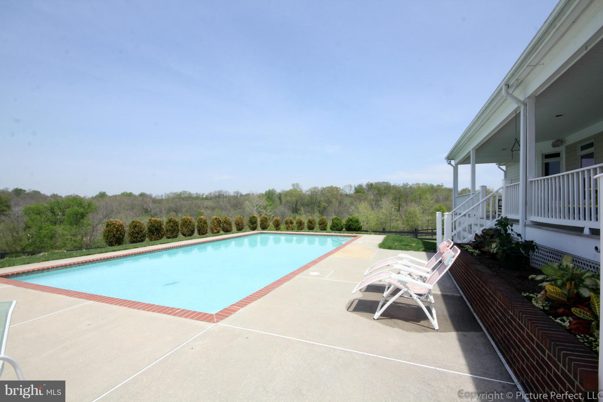 2130 Gapland Road Jefferson, MD 21755 - Photo 5 of 29 Exterior (Rear)