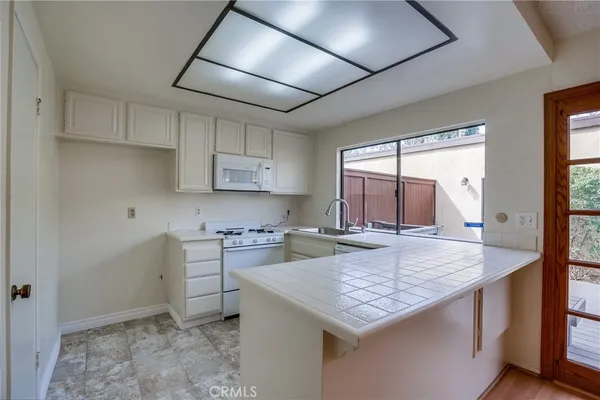 $3,200 | 1603 Stonewood Court, San Pedro, CA 90732