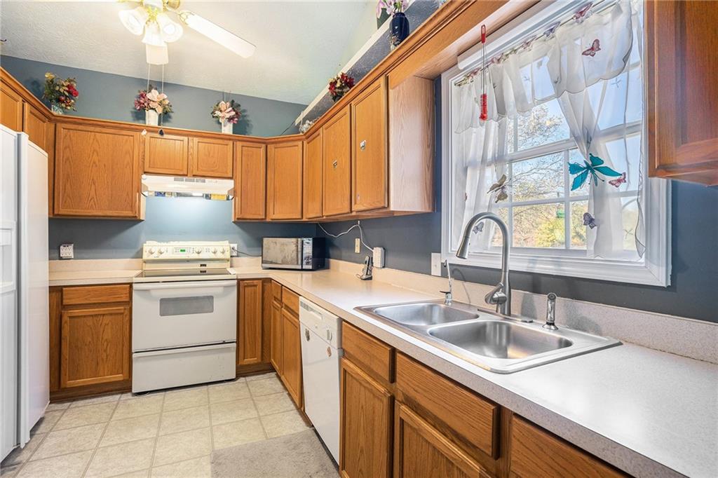 421 Arrowhatchee Drive Winder, GA 30680 - Photo 5 of 11
