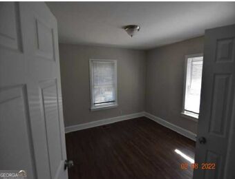 171 Chicamauga Place Southwest Atlanta, GA 30314 - Photo 5 of 9 Gallery Image 5