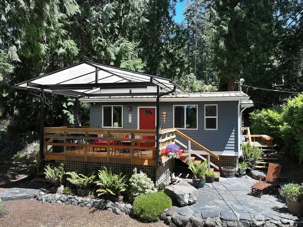 $489,000 | 4225 Beach Drive, Freeland, WA 98249