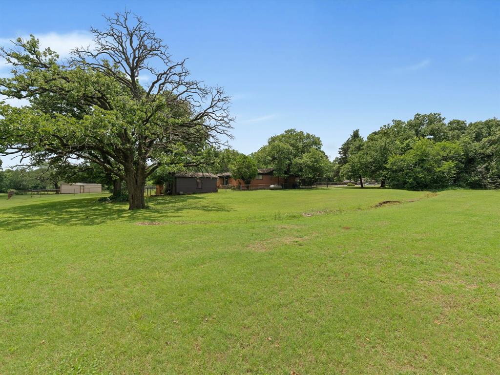 850 Newt Patterson Road Mansfield, TX 76063 - Photo 2 of 11