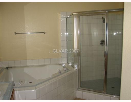 Master Bath/Spa.