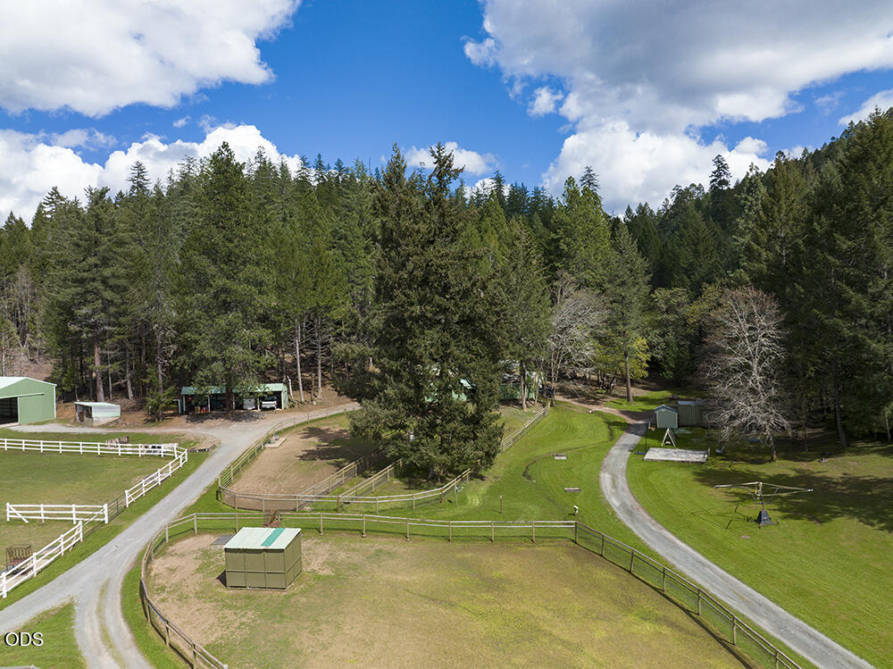 910 Reeves Creek Road Selma, OR 97538 - Photo 49 of 73