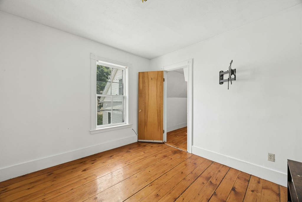 188 Vernon Street Worcester, MA 01607 - Photo 23 of 42