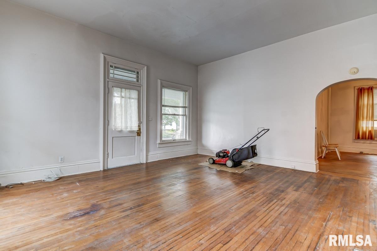 809 South English Avenue Springfield, IL 62704 - Photo 18 of 24 Gallery Image 18