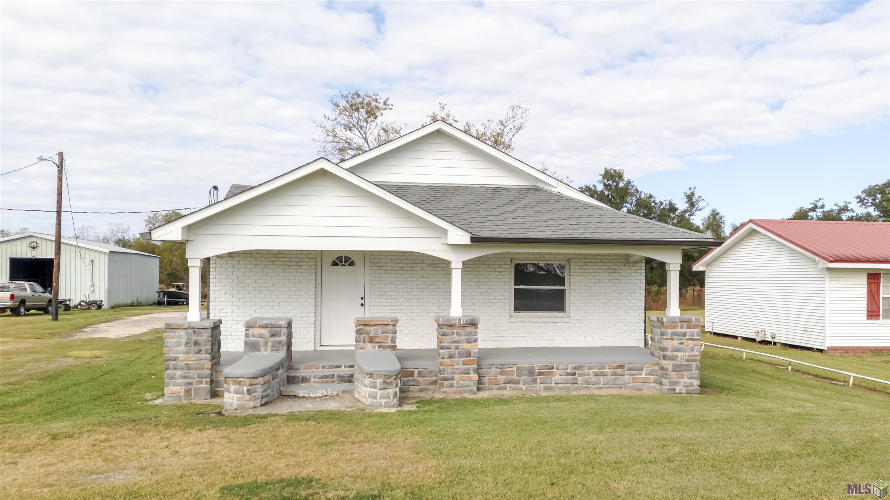 2504 Highway 182 Raceland, LA 70394 - Photo 1 of 21 Gallery Image 1