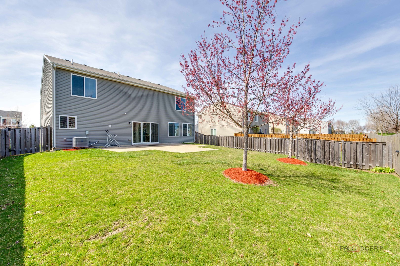 1385 Broadland Drive Pingree Grove, IL 60140 - Photo 38 of 40 a house with swimming pool in front of it
