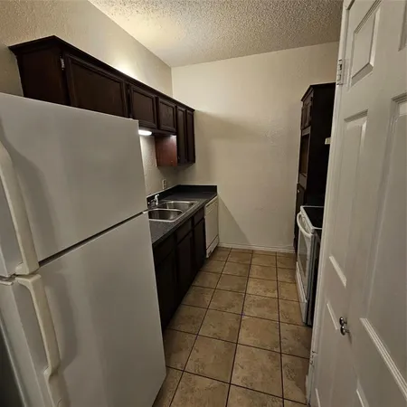 $995 | 9254 Forest Lane, Unit 407, Dallas, TX 75243