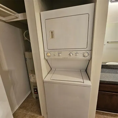 $995 | 9254 Forest Lane, Unit 407, Dallas, TX 75243