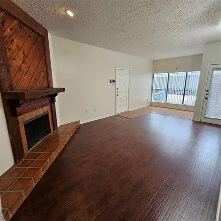 $995 | 9254 Forest Lane, Unit 407, Dallas, TX 75243