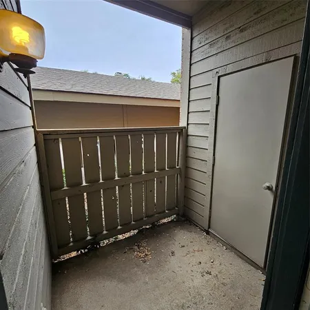$995 | 9254 Forest Lane, Unit 407, Dallas, TX 75243