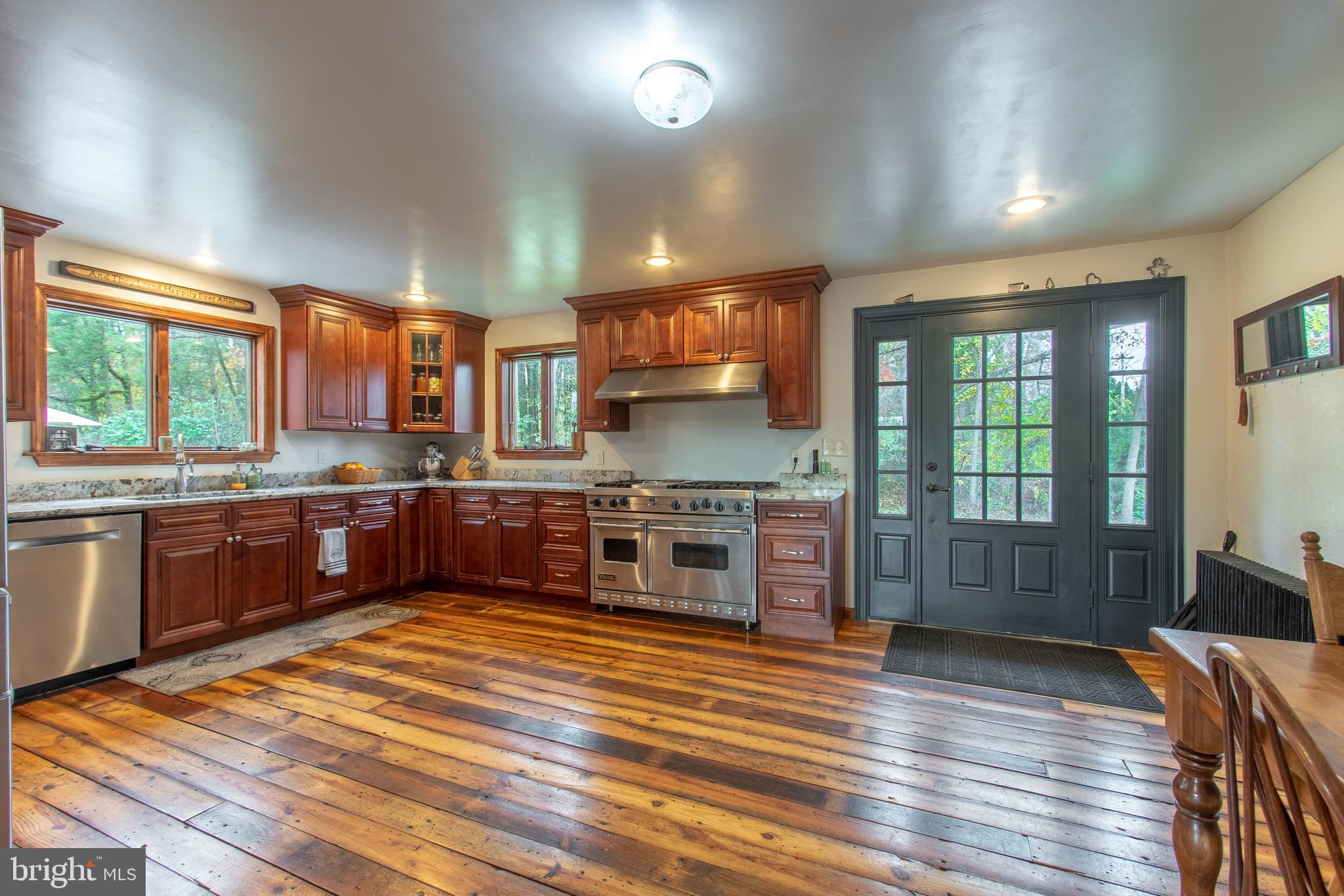 518 Township Line Road Line Lexington, PA 18932 - Photo 4 of 51 Gallery Image 4