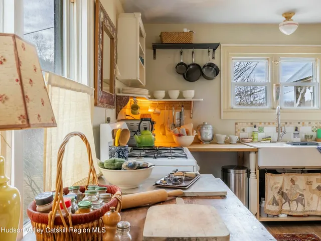 $759,000 | 97 John Joy Road, Woodstock, NY 12498