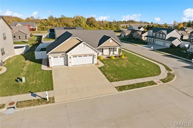 $484,000 | 302 Carta Drive, Shiloh, IL 62221