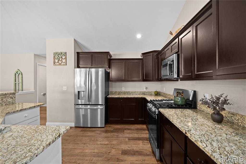 302 Carta Drive Shiloh, IL 62221 - Photo 7 of 38