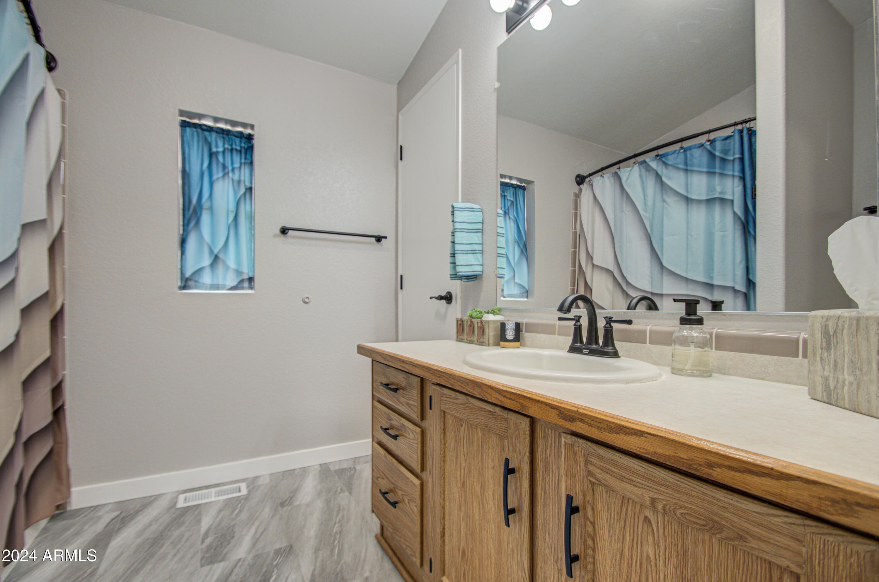 2208 West Baseline Avenue, Unit 7 Apache Junction, AZ 85120 - Photo 18 of 38 Primary Bath 2