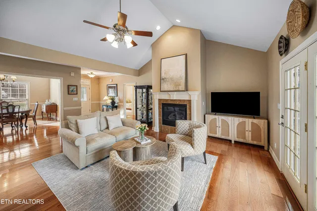 $839,900 | 201 Tecumseh Way, Loudon, TN 37774