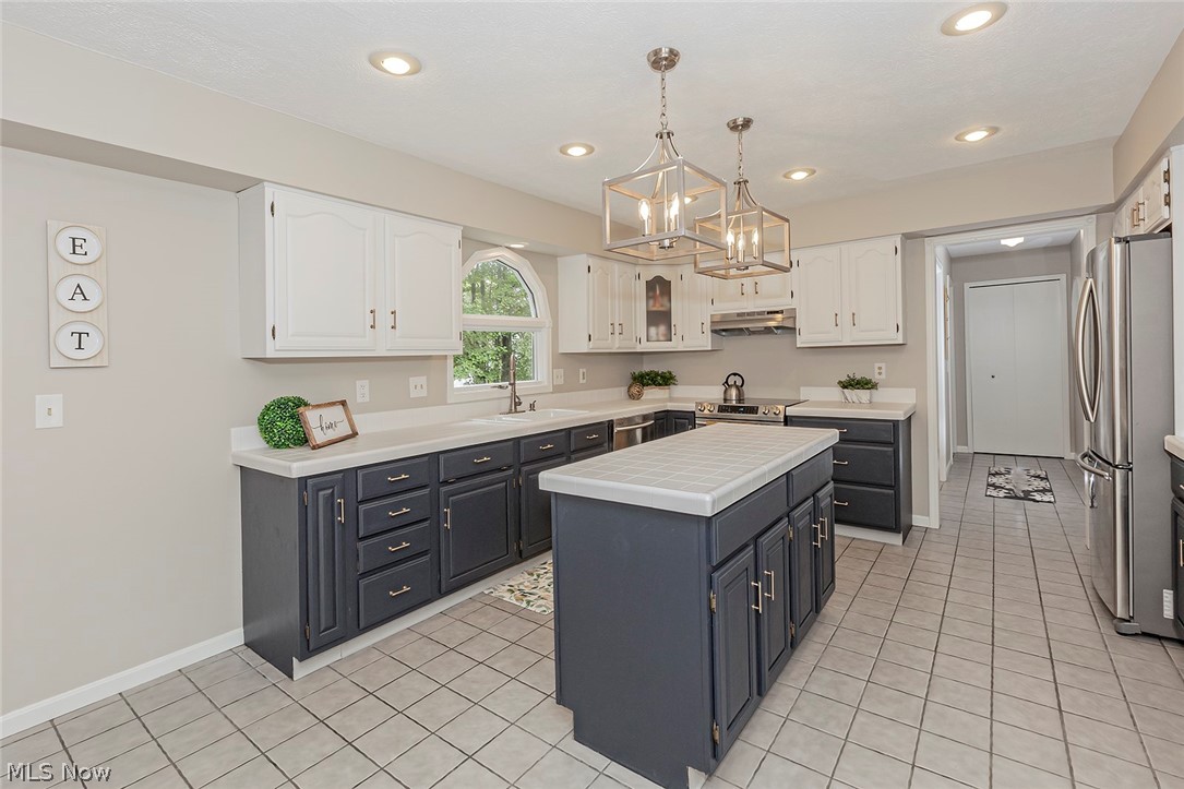 6213 Coldstream Road Cleveland, OH 44143 - Photo 9 of 35 Gallery Image 9