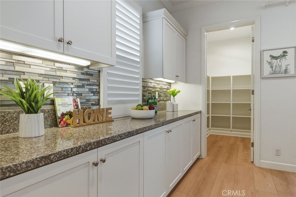 108 Henderson Irvine, CA 92620 - Photo 14 of 37