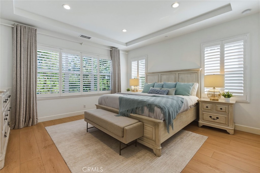 108 Henderson Irvine, CA 92620 - Photo 17 of 37