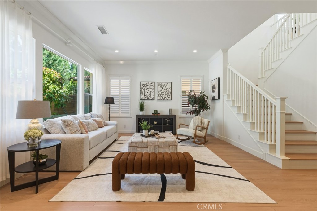 108 Henderson Irvine, CA 92620 - Photo 9 of 37