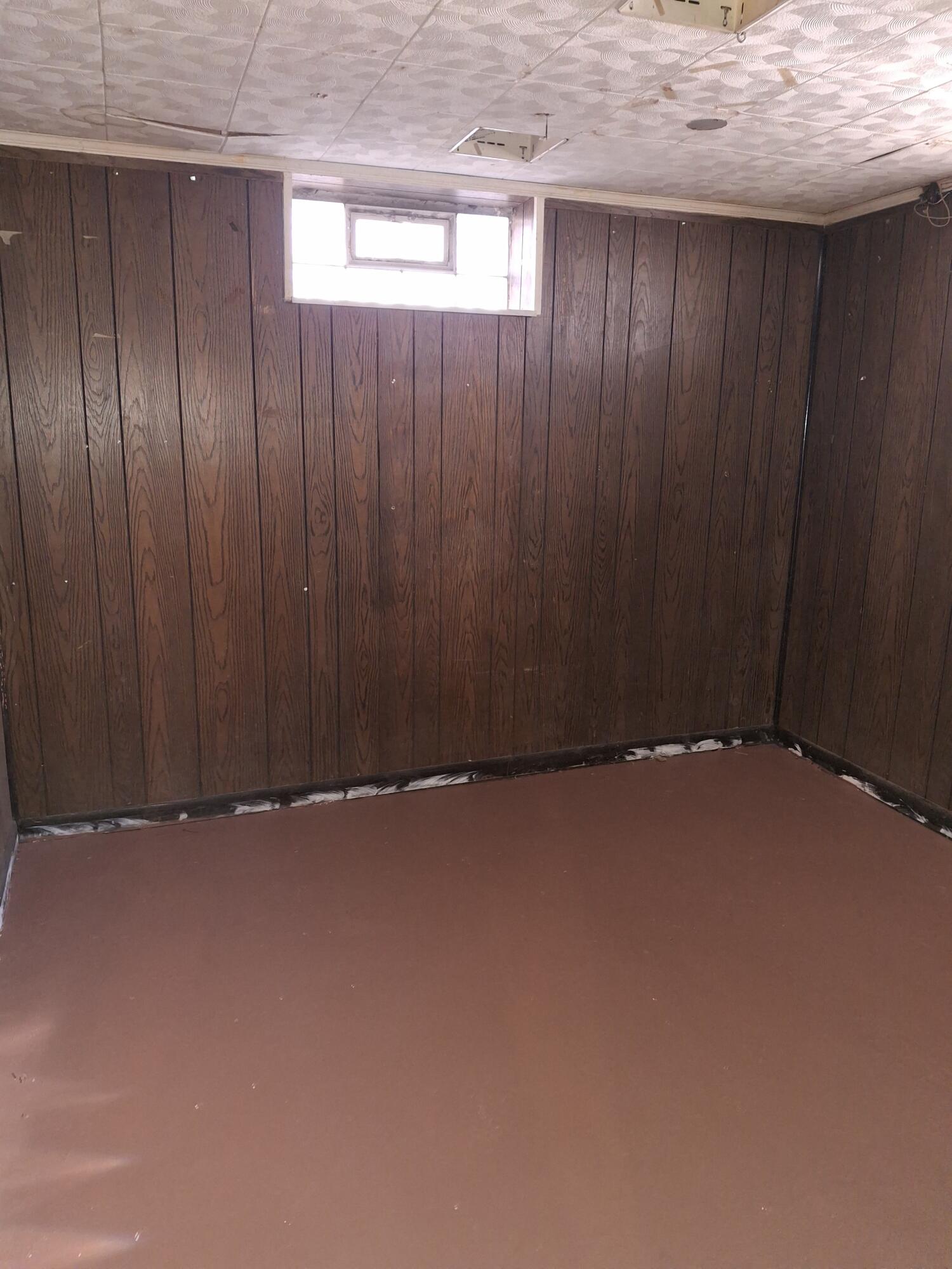 8845 University Place Detroit, MI 48224 - Photo 12 of 15 20260112_143817