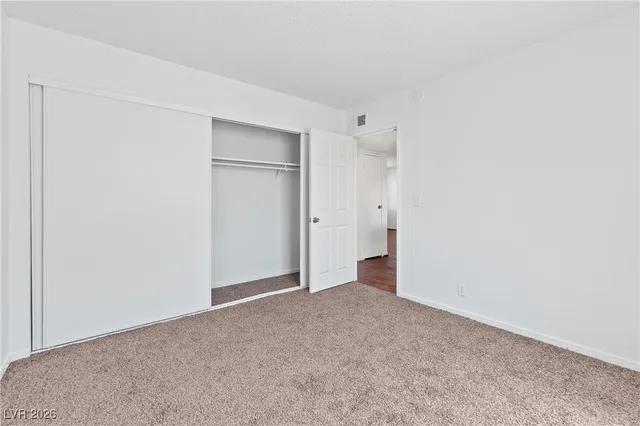 $890 | 24 Rose Circle, Unit B, North Las Vegas, NV 89030