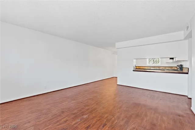 $890 | 24 Rose Circle, Unit B, North Las Vegas, NV 89030