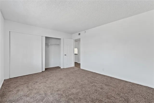 $890 | 24 Rose Circle, Unit B, North Las Vegas, NV 89030