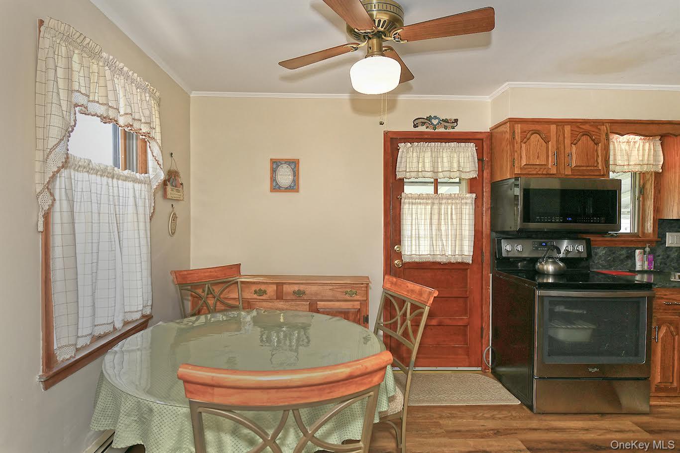 3551 Condor Road Levittown, NY 11756 - Photo 10 of 16