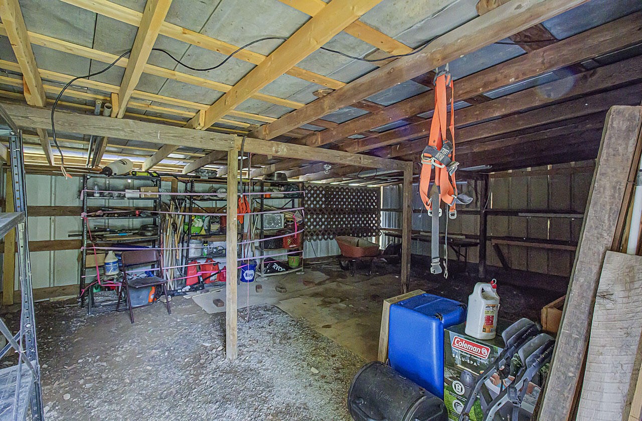 184 Davidson Hollow Road Heiskell, TN 37754 - Photo 13 of 40 a view of storage and utility room