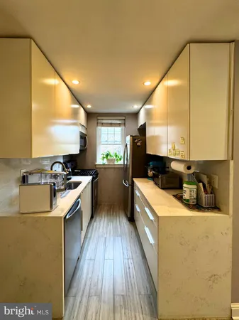 $2,000 | 24 South Old Glebe Road, Unit 101, Arlington, VA 22204