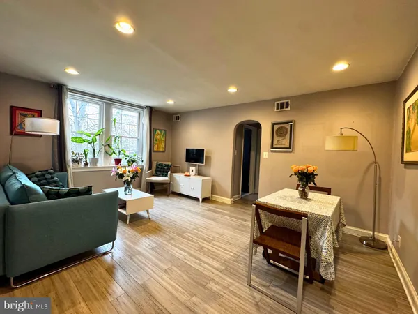 $2,000 | 24 South Old Glebe Road, Unit 101, Arlington, VA 22204