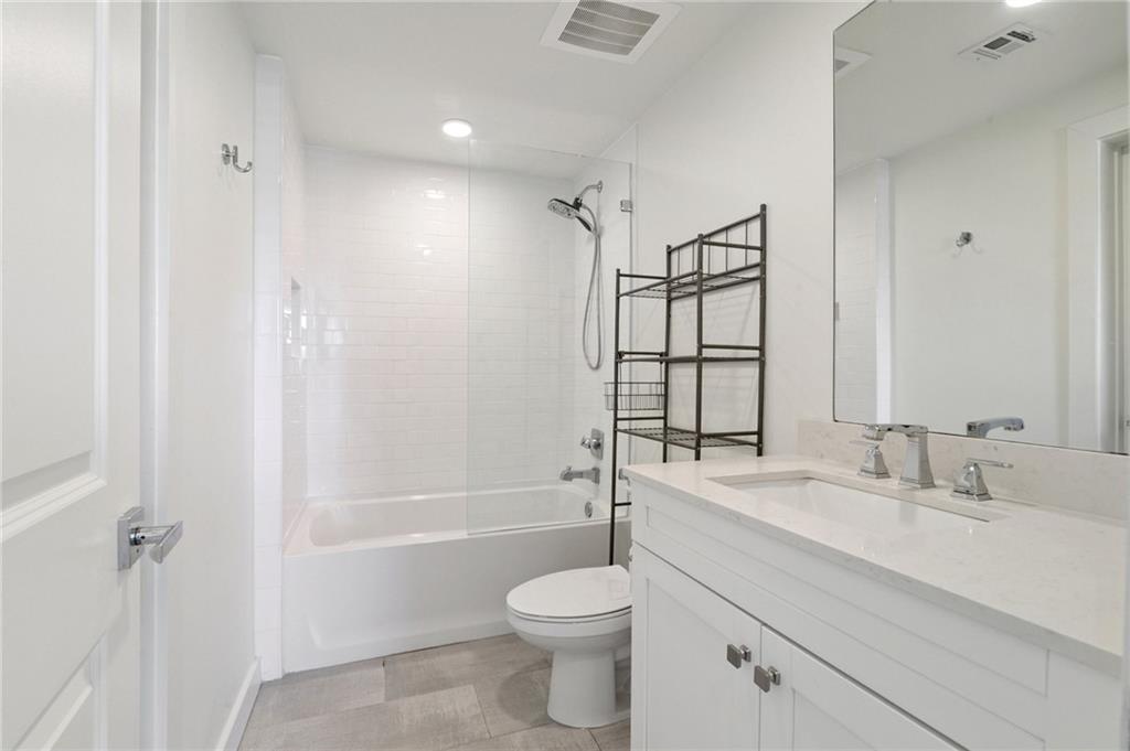 2100 St Thomas Street, Unit 205 New Orleans, LA 70130 - Photo 11 of 18