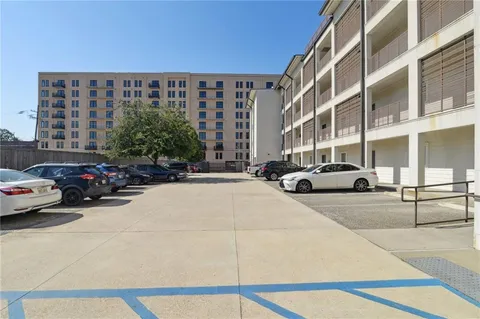 $260,000 | 2100 St Thomas Street, Unit 205, New Orleans, LA 70130