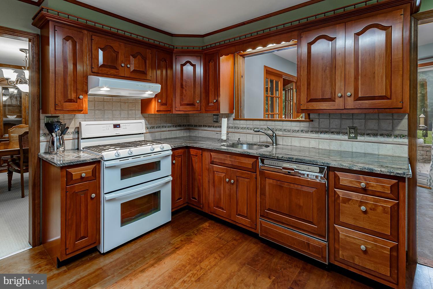 13 Oniontown Road Medford, NJ 08055 - Photo 13 of 37 All appliances are included
