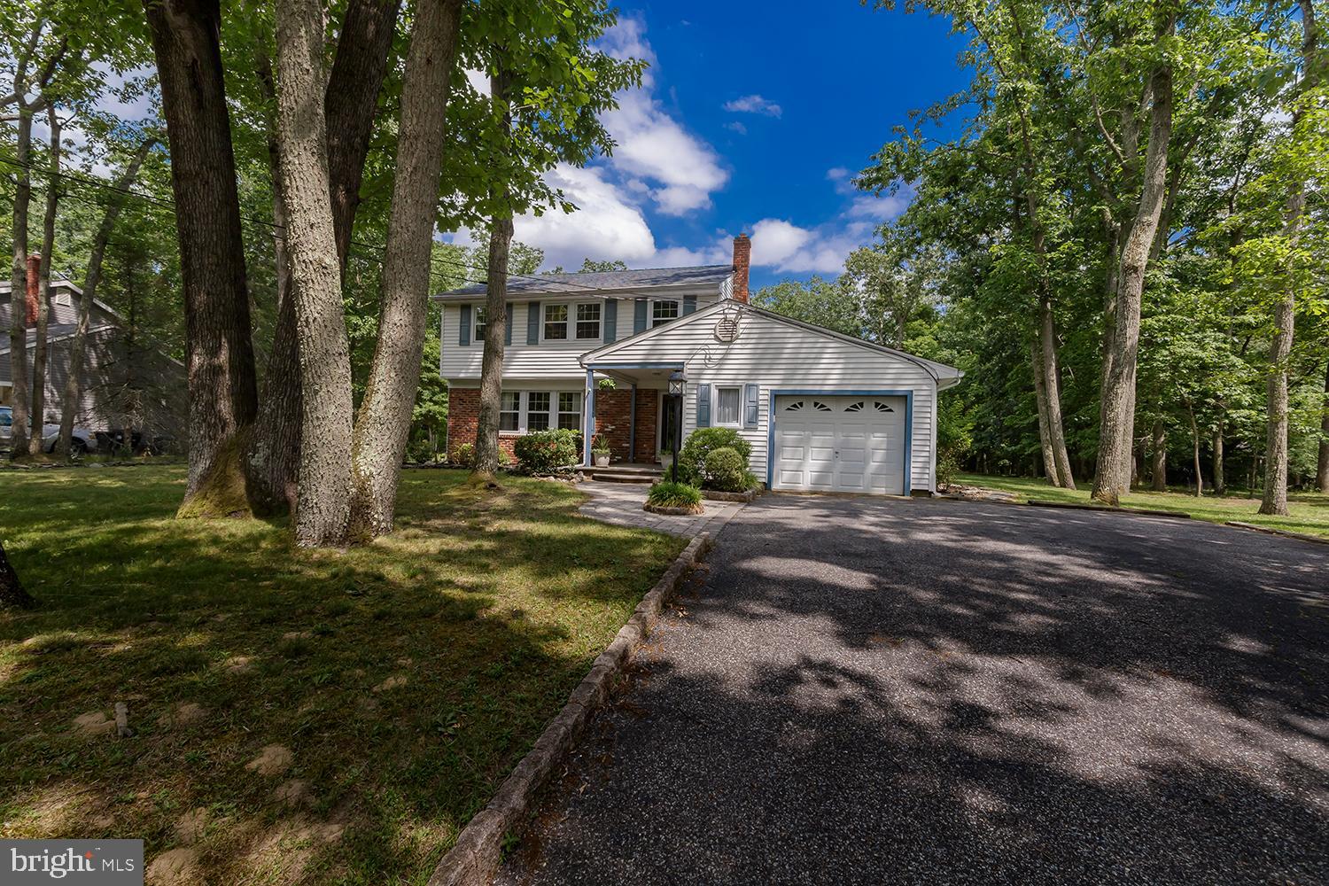 13 Oniontown Road Medford, NJ 08055 - Photo 4 of 37 Attached garage with paved driveway