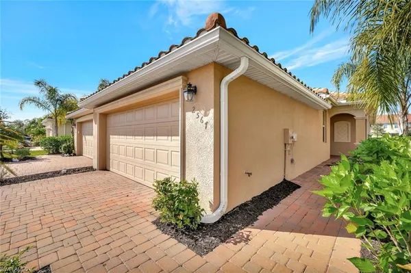 $2,600 | 2567 Vine Avenue, Naples, FL 34120