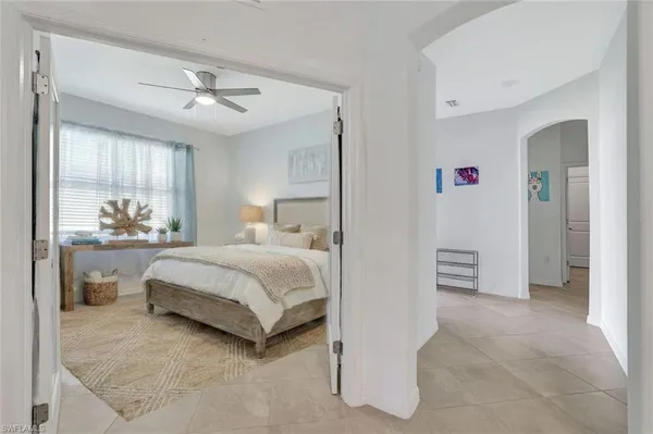 $2,600 | 2567 Vine Avenue, Naples, FL 34120