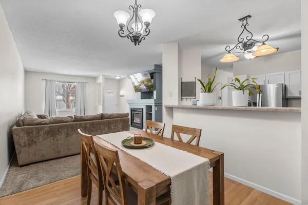 $280,000 | 3001 Juniper Lane, Unit H, Woodbury, MN 55125