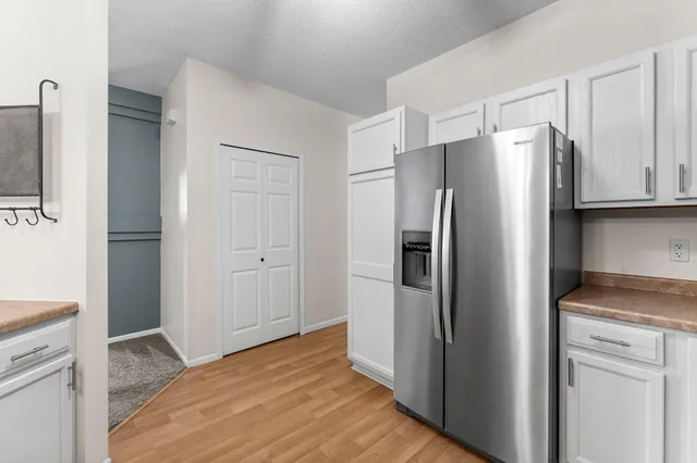 $290,000 | 3001 Juniper Lane, Unit H, Woodbury, MN 55125